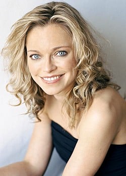 Sarah Alexander (Actress)